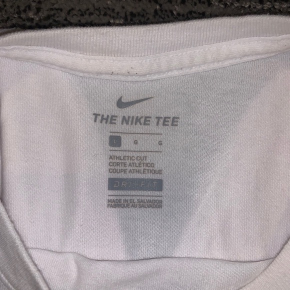 Nike Tee - Picture 2 of 2